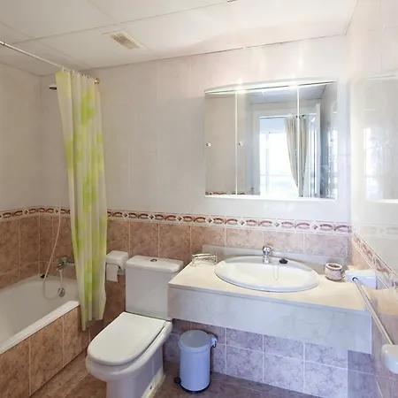 アパート Lorcrimar 3